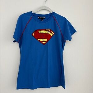 DC Comics super Heroes Superman women’s Shirt NWT